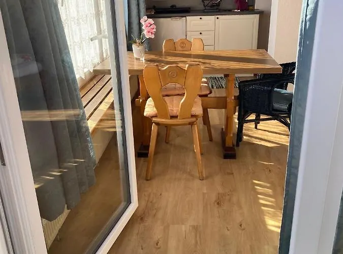 & Christian Pensjonat